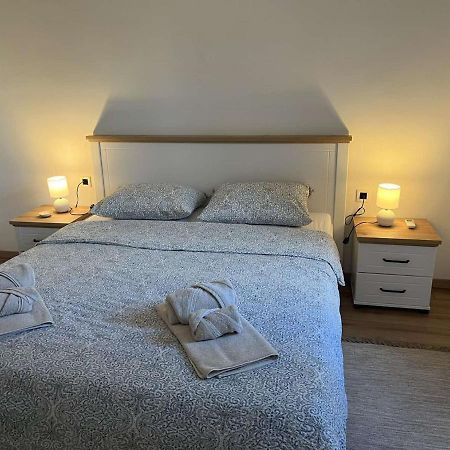 Apartment Hermes ロヴラン エクステリア 写真