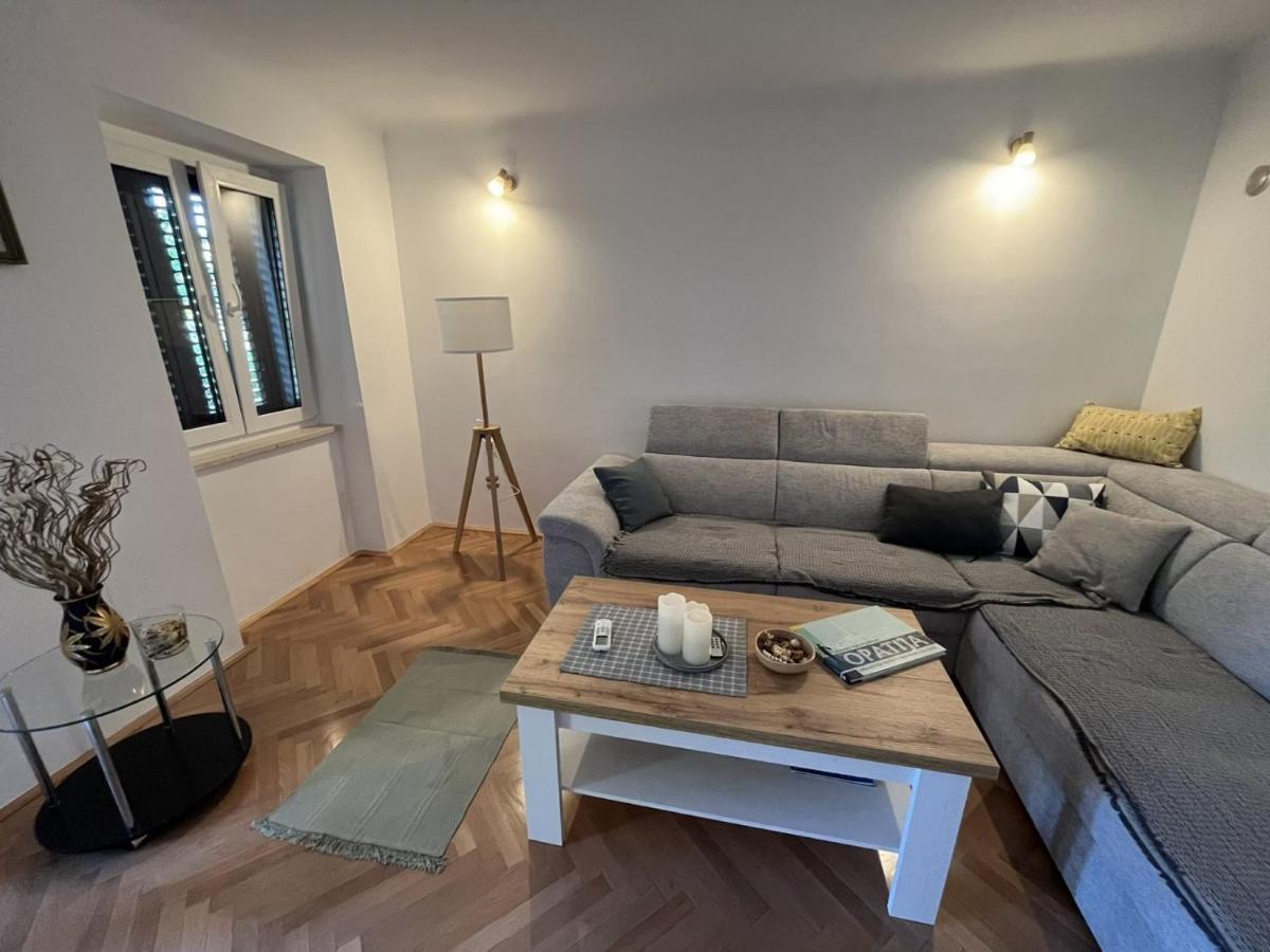 Apartment Hermes ロヴラン エクステリア 写真